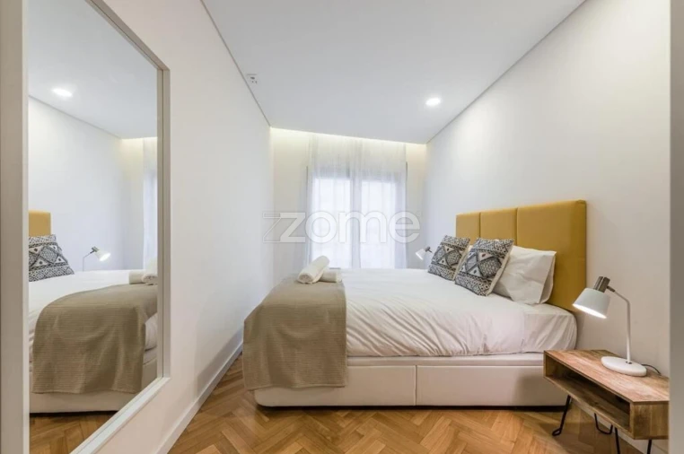 Apartamento T3 para Venda em Cedofeita, Santo Ildefonso, Sé, Miragaia, São Nicolau e Vitória Foto 10