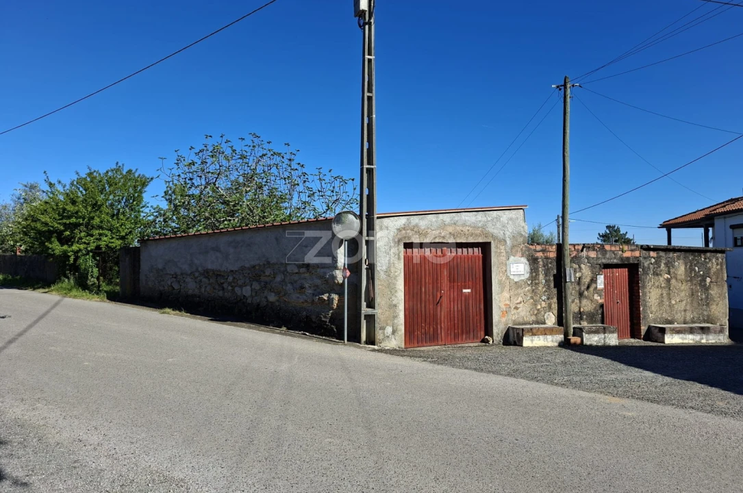 Quinta T7 para Venda em Pombeiro da Beira Foto 1
