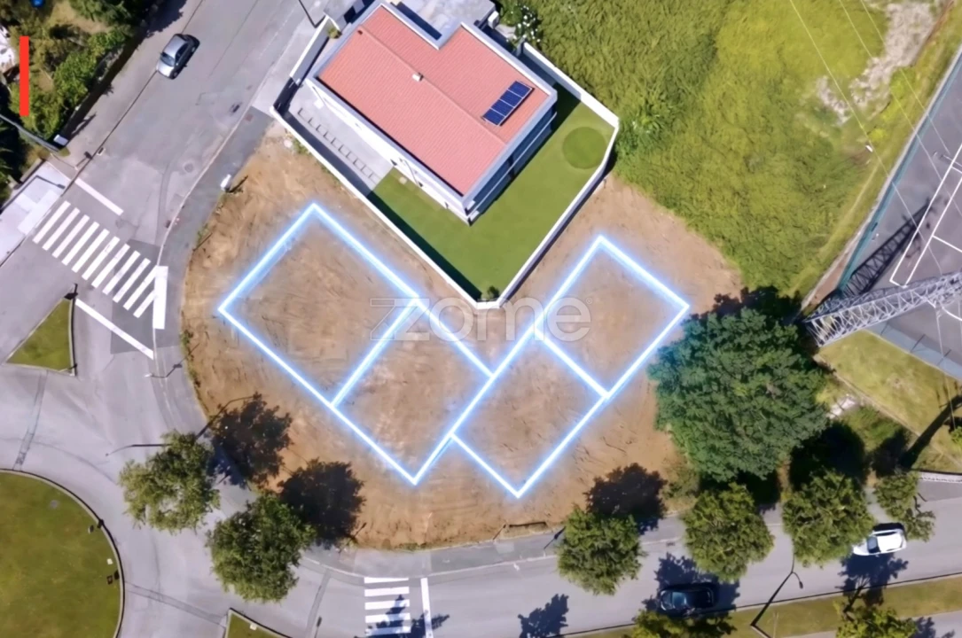 Terreno para Venda em São João da Madeira Foto 7