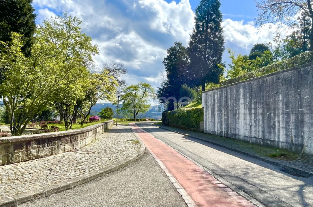 Terreno para Venda em São João da Madeira Foto 16
