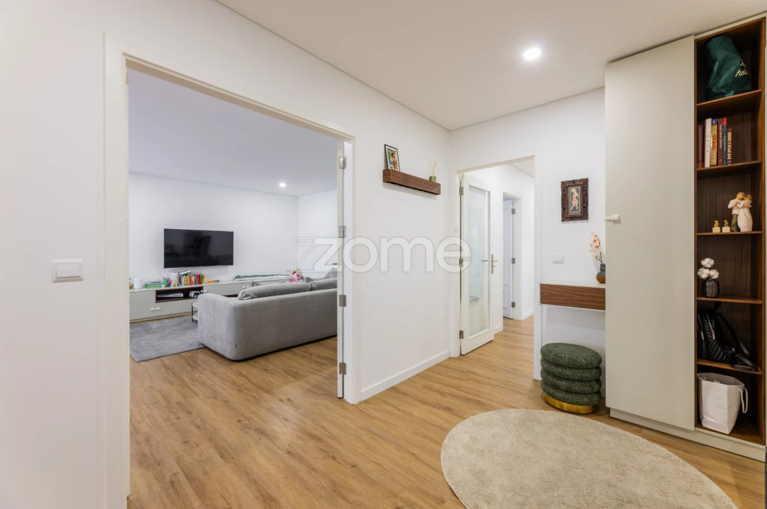 Apartamento T3 para Arrendamento em Braga (São José de São Lázaro e São João do Souto) Foto 4