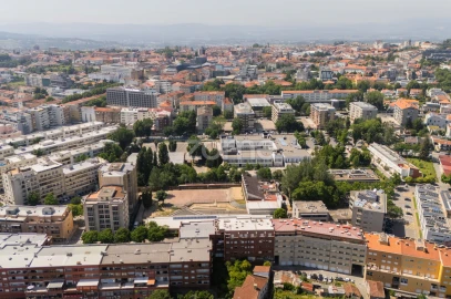 Apartamento T3 para Arrendamento em Braga (São José de São Lázaro e São João do Souto)