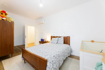 Apartamento T3 para Arrendamento em Braga (São José de São Lázaro e São João do Souto)