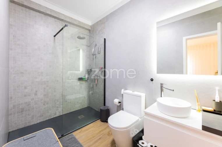 Apartamento T3 para Arrendamento em Braga (São José de São Lázaro e São João do Souto) Foto 23