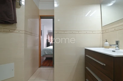 Apartamento T3 para Venda em Algueirão-Mem Martins