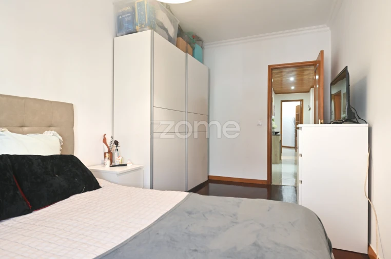 Apartamento T3 para Venda em Algueirão-Mem Martins Foto 9