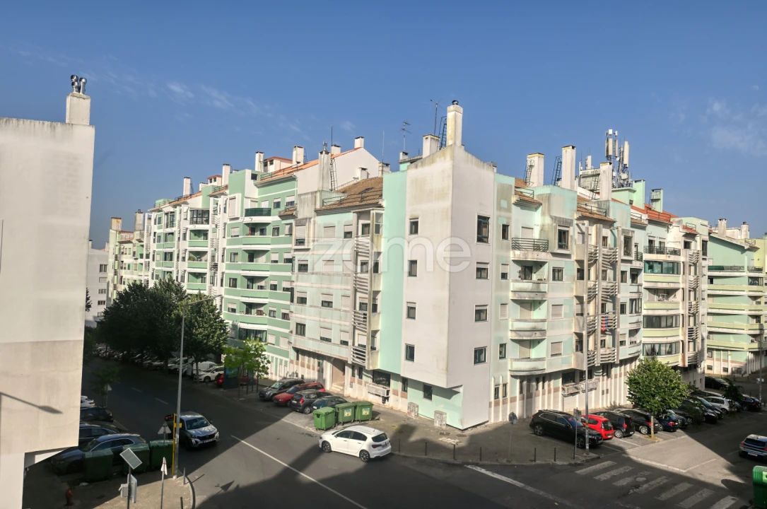 Apartamento T3 para Venda em Algueirão-Mem Martins Foto 20
