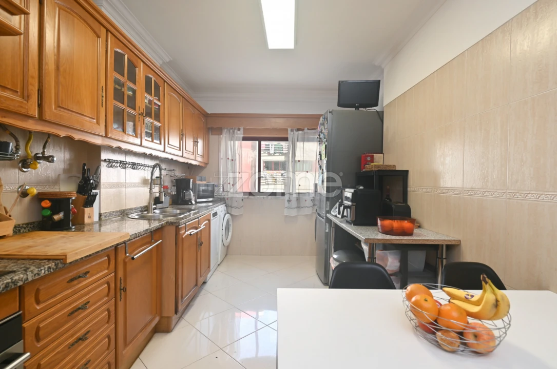 Apartamento T3 para Venda em Algueirão-Mem Martins Foto 6