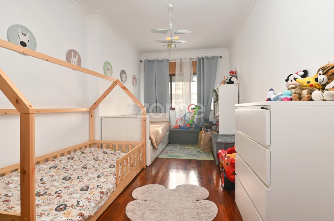 Apartamento T3 para Venda em Algueirão-Mem Martins Foto 12