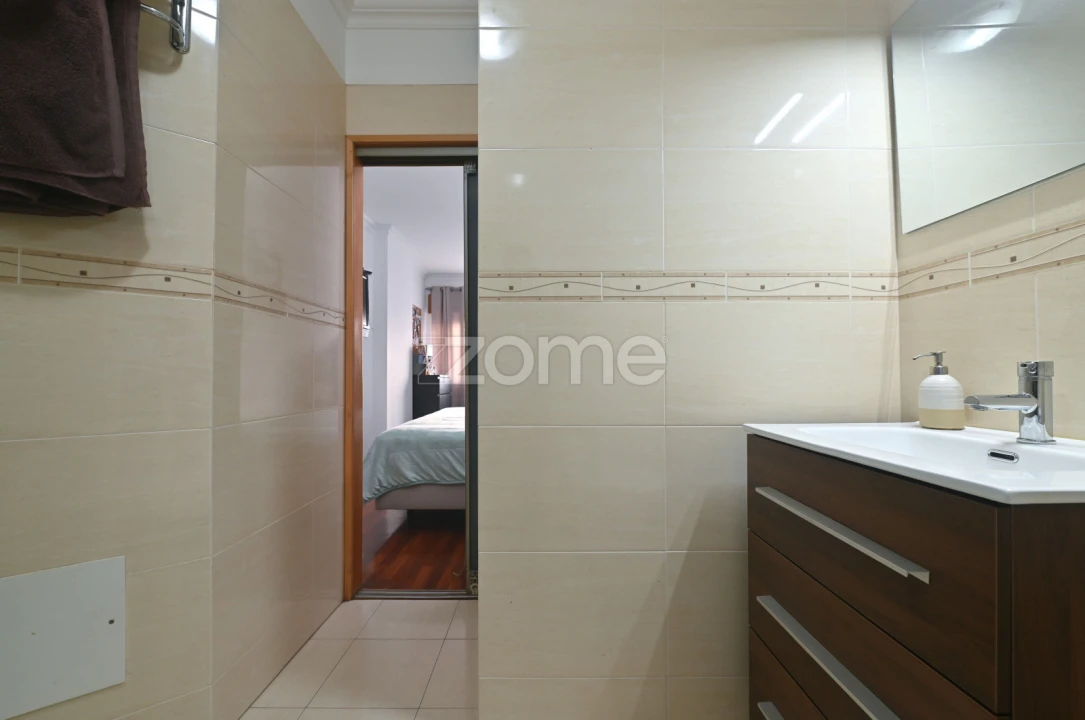 Apartamento T3 para Venda em Algueirão-Mem Martins Foto 15