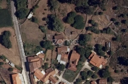 Terreno para Venda em São Mamede