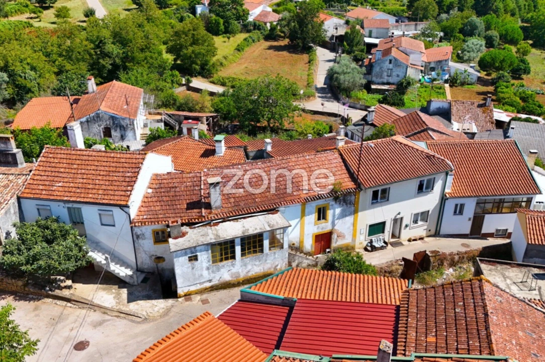 Moradia T3 para Venda em Cernache Foto 3