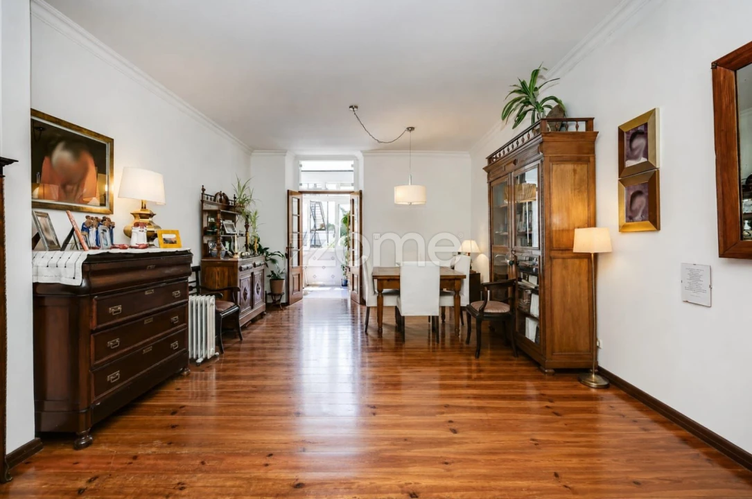 Apartamento T3 para Venda em Santo António Foto 3