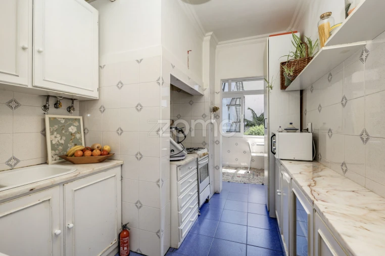 Apartamento T3 para Venda em Santo António Foto 16