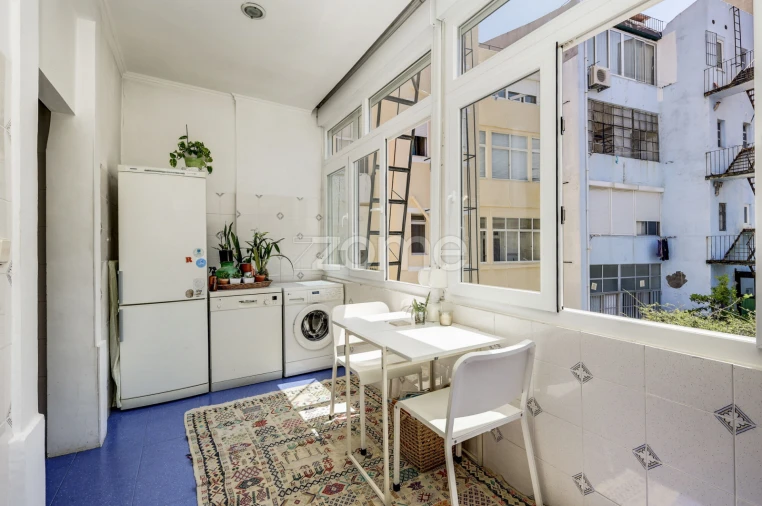 Apartamento T3 para Venda em Santo António Foto 13