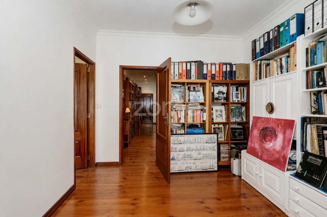 Apartamento T3 para Venda em Santo António Foto 5