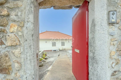 Moradia T4 para Venda em Carreço