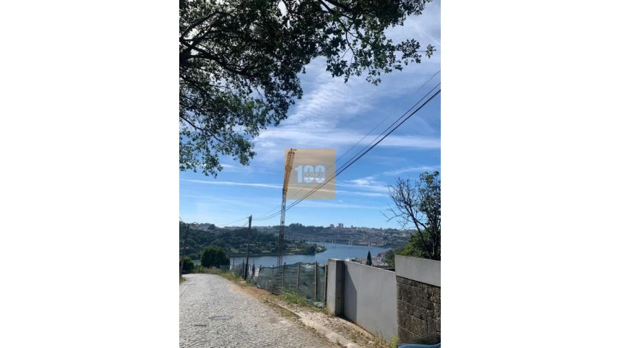 Terreno para Venda em Gondomar (São Cosme), Valbom e Jovim Foto 2