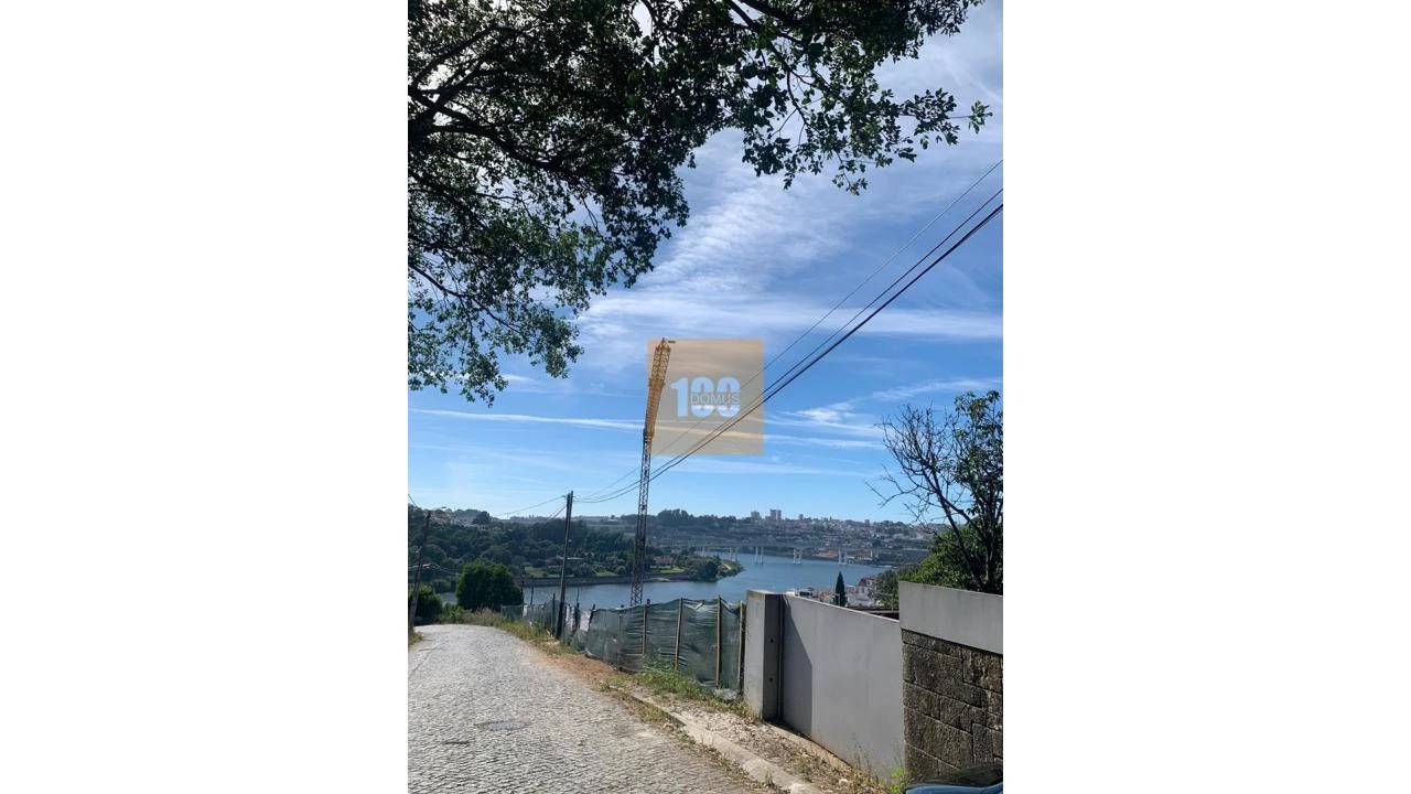 Terreno para Venda em Gondomar (São Cosme), Valbom e Jovim Foto 2