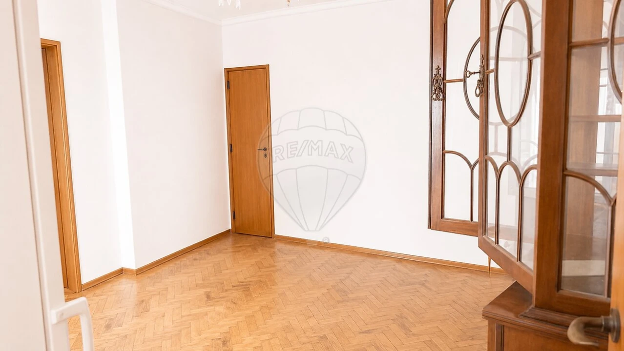 Apartamento T3 para Venda em Lagos (São Sebastião e Santa Maria) Foto 4