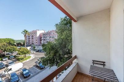Apartamento T2 para Venda em Alfragide