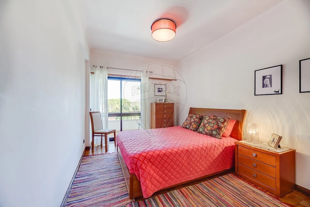 Apartamento T2 para Venda em Alfragide Foto 15