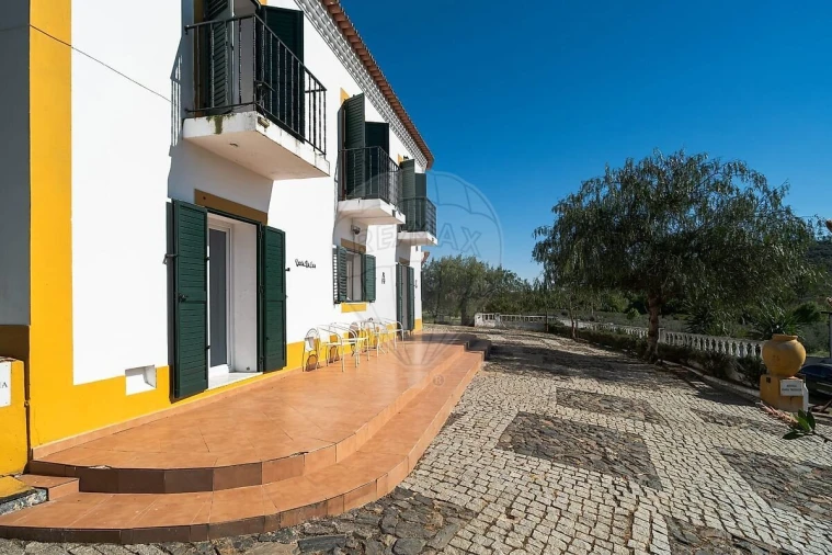 Moradia T6 para Venda em Nossa Senhora da Expectação Foto 23