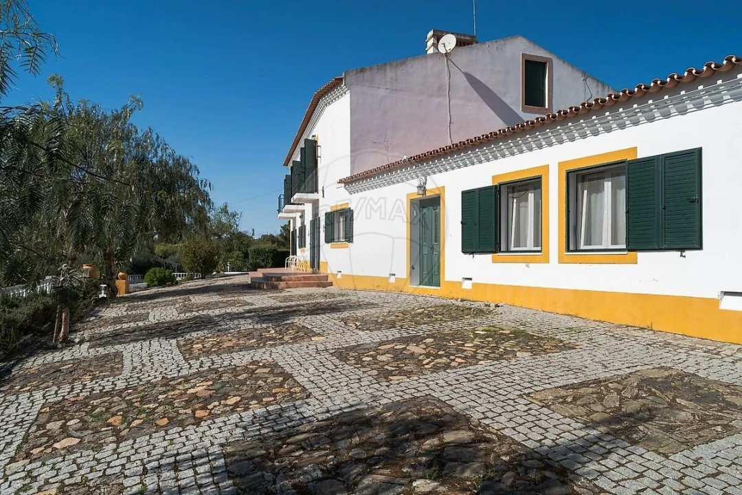 Moradia T6 para Venda em Nossa Senhora da Expectação Foto 24