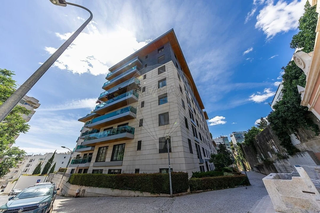 Apartamento T4 para Venda em Estrela Foto 42