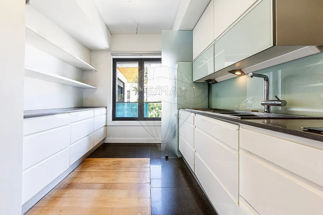 Apartamento T4 para Venda em Estrela Foto 16
