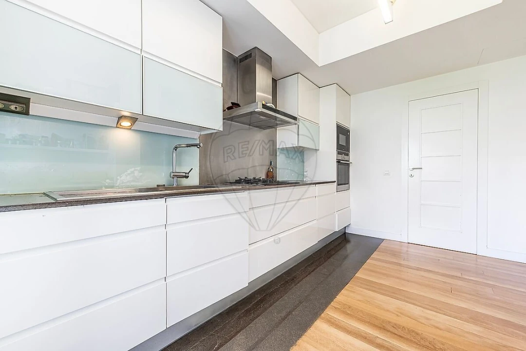 Apartamento T4 para Venda em Estrela Foto 17