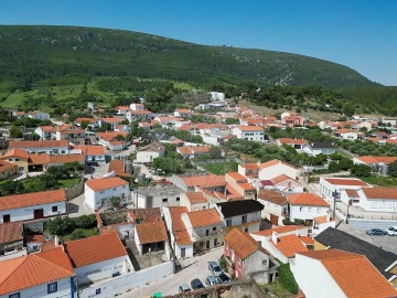 Moradia T4 para Venda em Abrigada e Cabanas de Torres