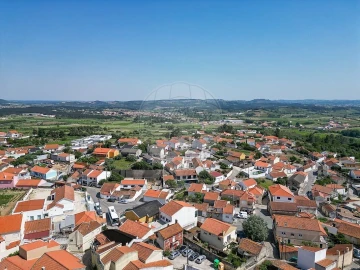 Moradia T4 para Venda em Abrigada e Cabanas de Torres