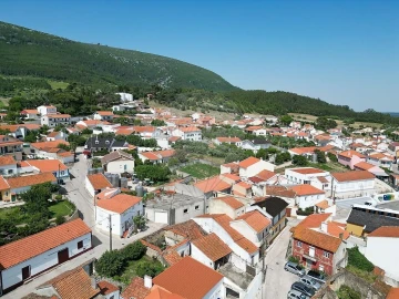 Moradia T4 para Venda em Abrigada e Cabanas de Torres