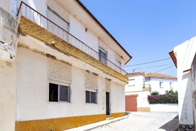 Moradia T4 para Venda em Abrigada e Cabanas de Torres