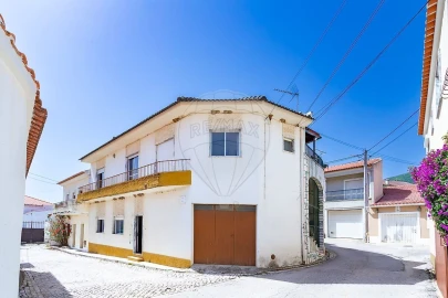 Moradia T4 para Venda em Abrigada e Cabanas de Torres