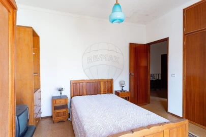 Moradia T4 para Venda em Abrigada e Cabanas de Torres
