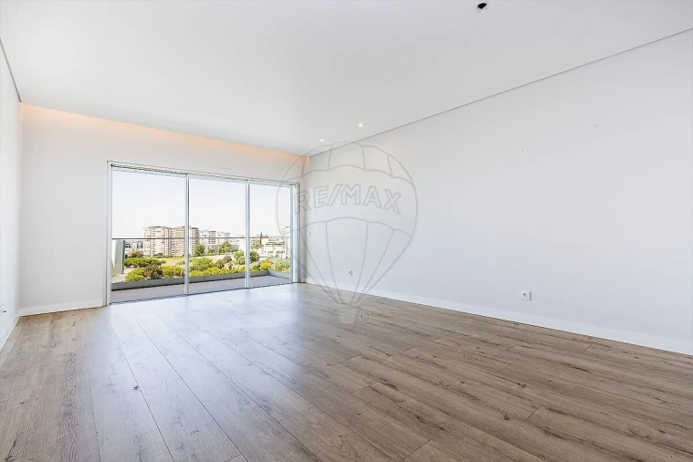 Apartamento T2 para Venda em Carnaxide e Queijas Foto 4