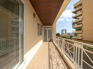 Apartamento T4 para Venda em Aldoar, Foz do Douro e Nevogilde