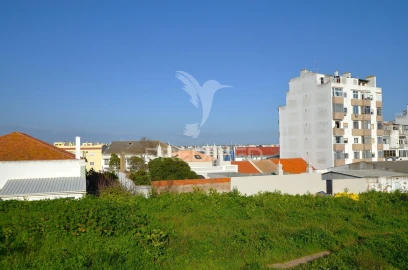 Terreno para Venda em Portimão
