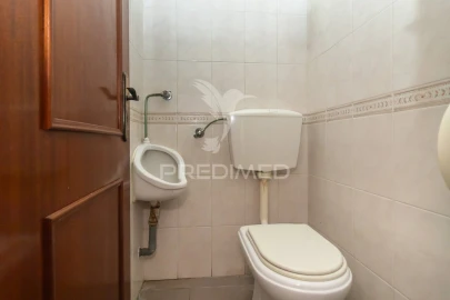 Loja para Venda em Alto do Seixalinho, Santo André e Verderena