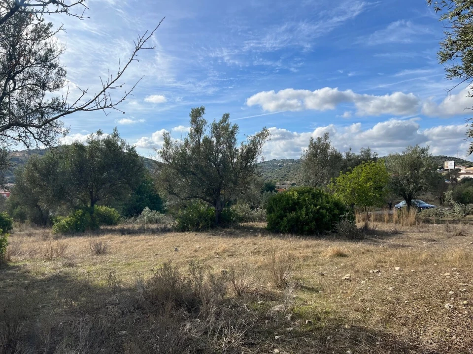 Terreno para Venda em Paderne Foto 2