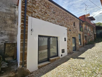 Moradia T2 para Venda em Souto da Casa