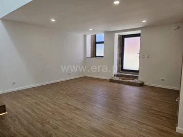 Moradia T2 para Venda em Souto da Casa