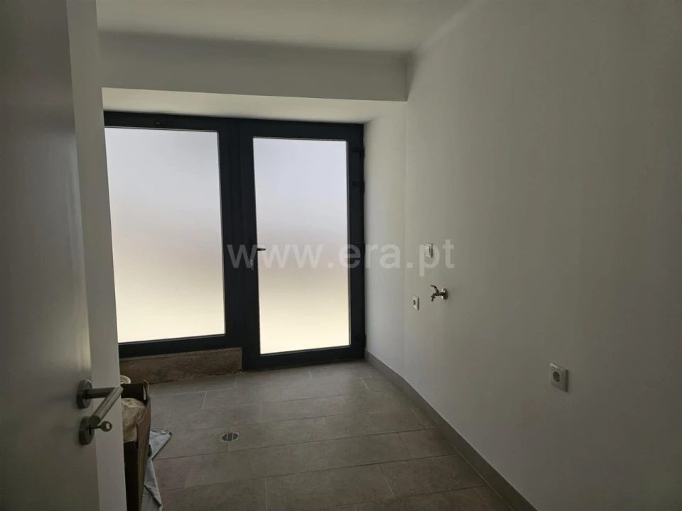 Moradia T2 para Venda em Souto da Casa Foto 6