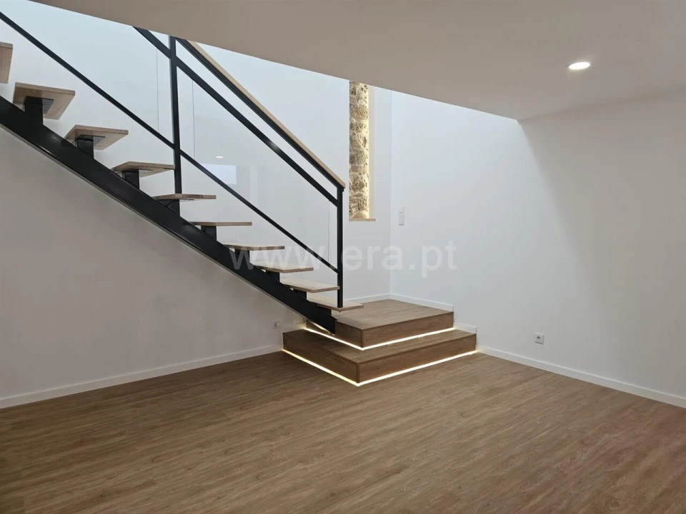 Moradia T2 para Venda em Souto da Casa Foto 8