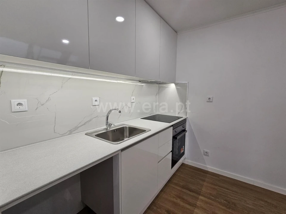 Moradia T2 para Venda em Souto da Casa Foto 4
