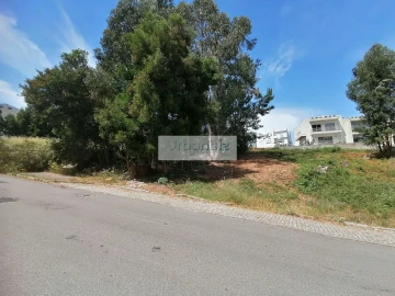 Terreno para Venda em Oliveira do Douro