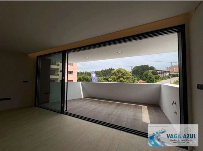 Apartamento T2 para Venda em Gondomar (São Cosme), Valbom e Jovim