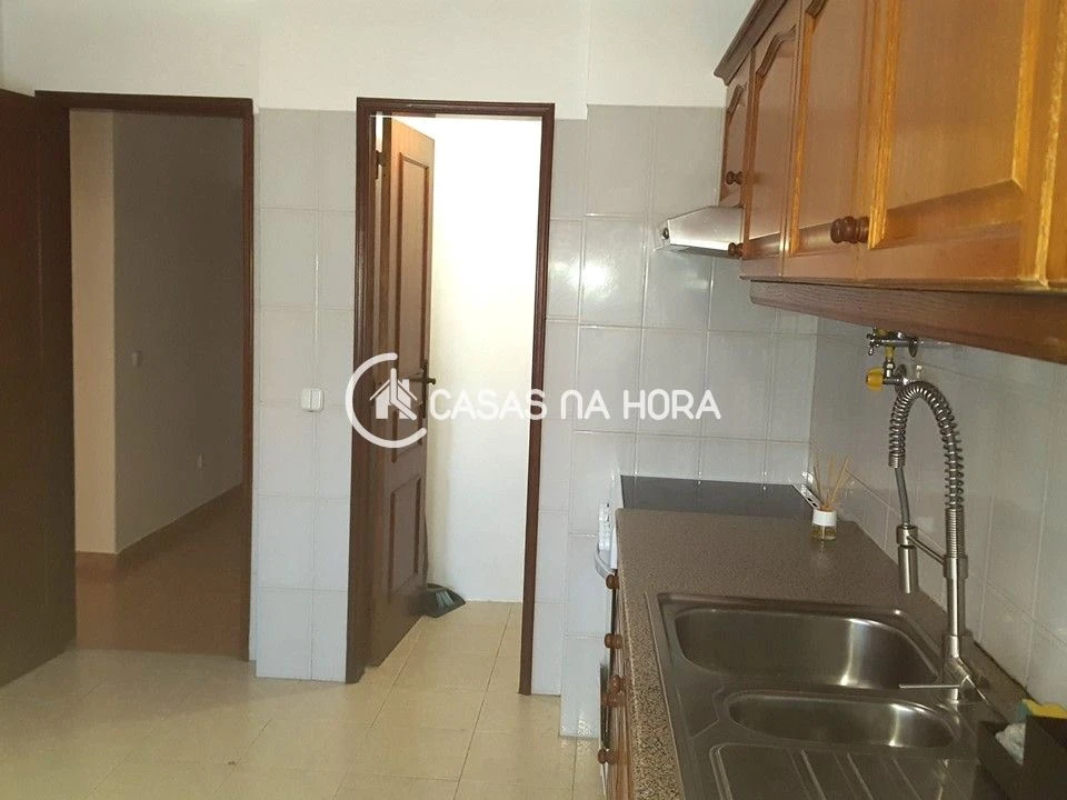 Apartamento T2 para Arrendamento em União das Freguesias de Setúbal Foto 5